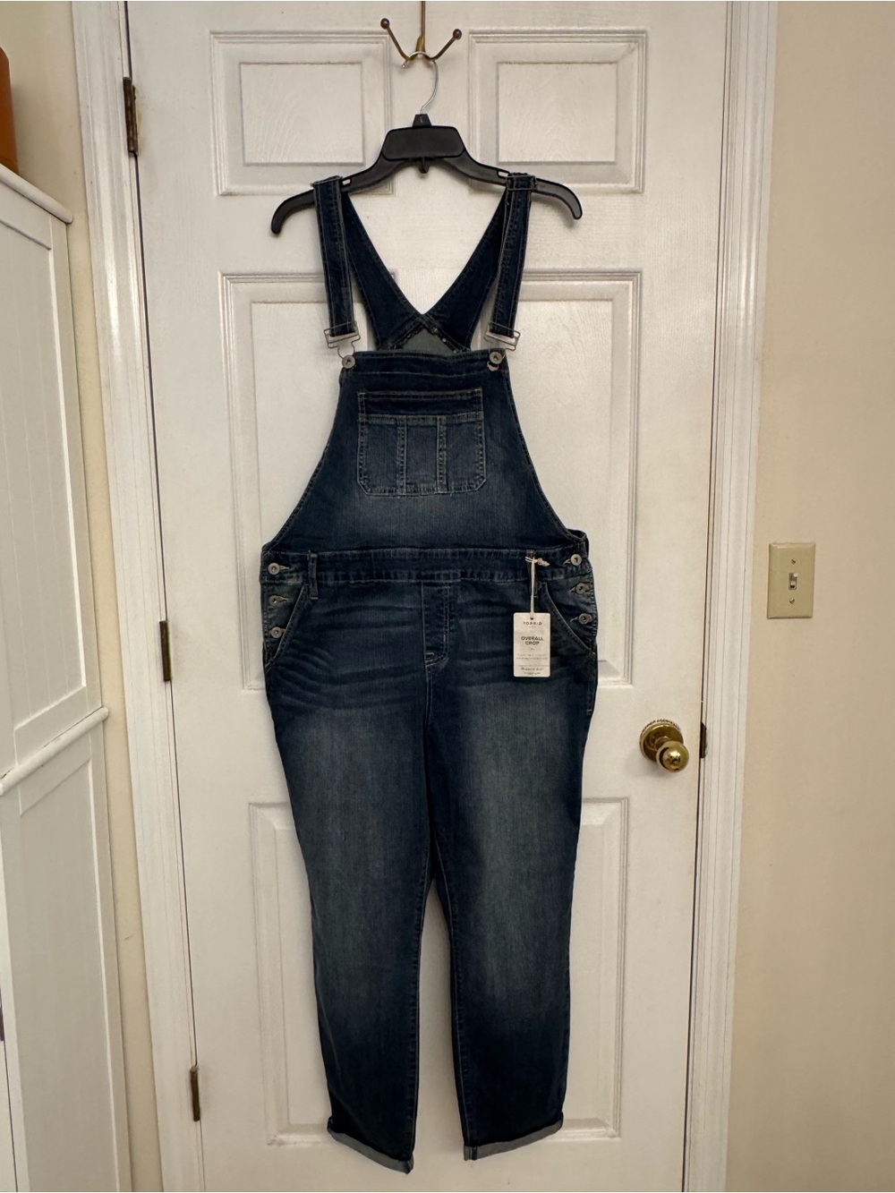 NWT Torrid Denim Crop Overalls Size 18 Medium Wash Stretch Straight Leg